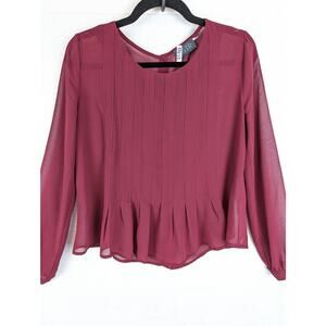 ASTR Pleated Front Chiffon Burgundy Blouse Long Sleeve Button Back Small EUC